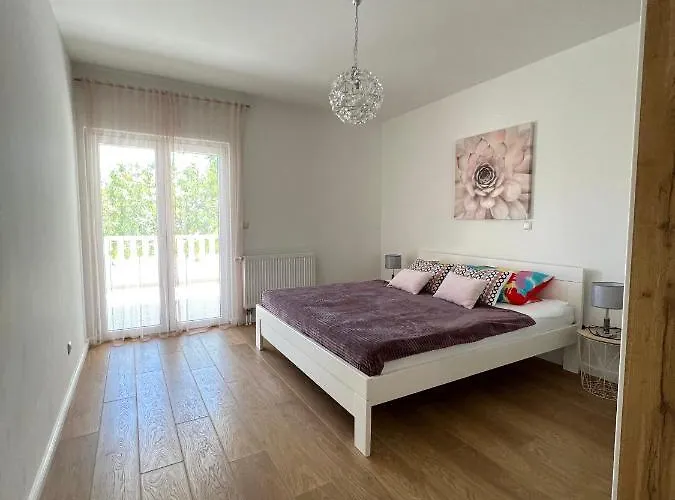 Apartman Luxor *